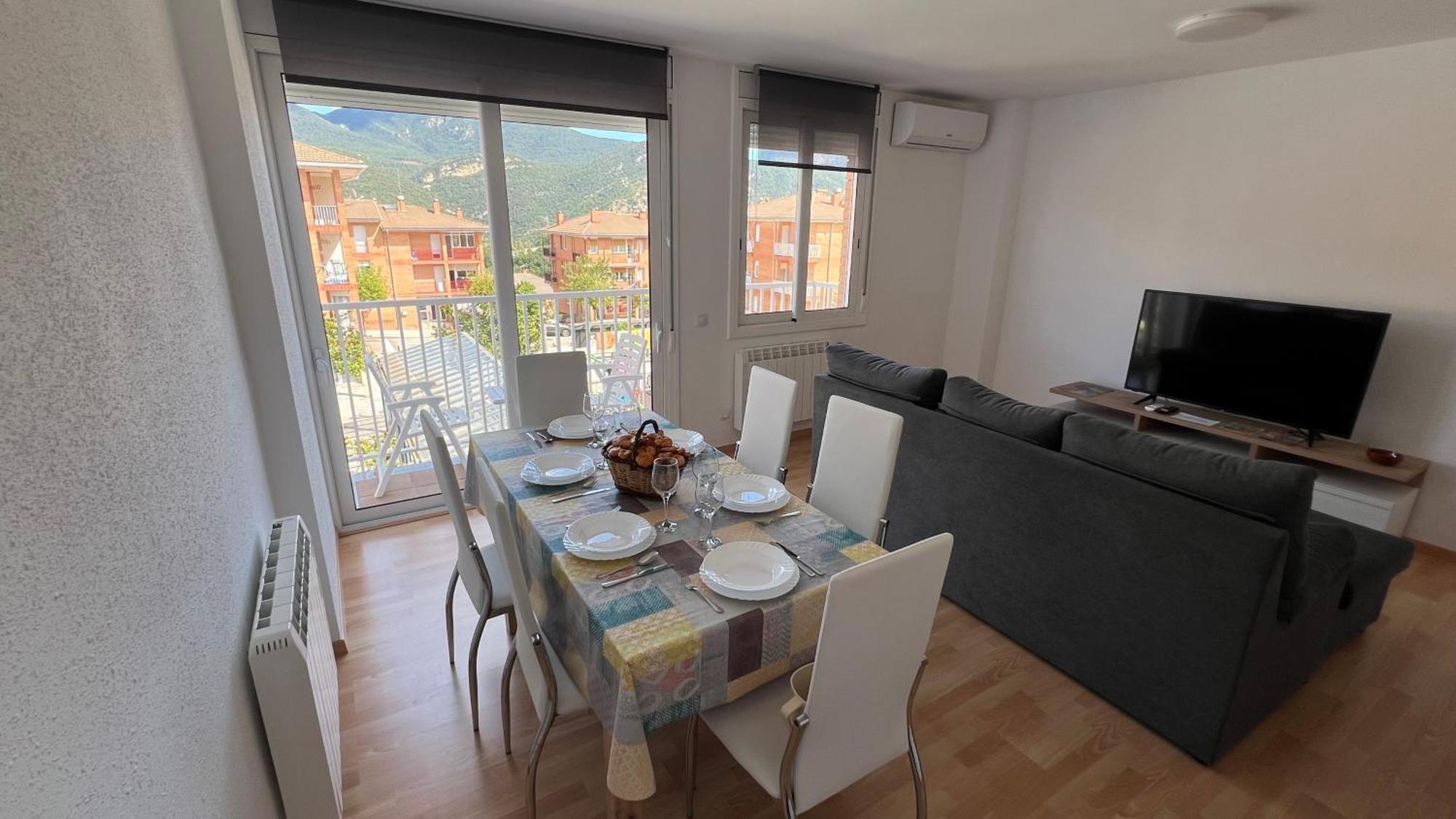 Apartament Acollidor Al Bergueda 6P Sant Jordi de Cercs Esterno foto